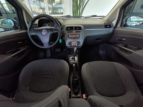 Fiat Punto 1.8 ESSENCE 16V FLEX 4P AUTOMATIZADO
