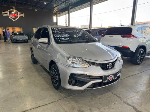 Toyota Etios Etios 1.5 XS 16V FLEX 4P AUTOMÁTICO