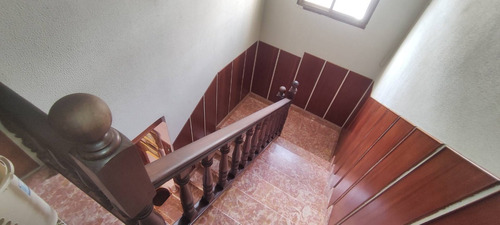 Imagen 9 de 13 de Alquiler De Casa Comercial Atrás Del Cc Prebo Valencia Cód 166011 Lucrecia Escorcha
