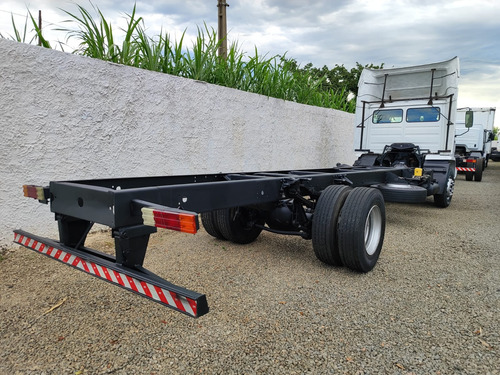 Mercedes Benz Mb 1718 Ano 2012 Toco No Chassi.