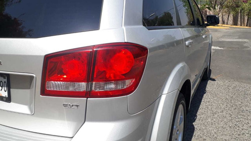 Imagen 6 de 15 de Dodge Journey 2011 2.4 Sxt 5 Pasj At