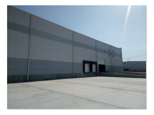 Nave De 4,700 M2 / Divisible En 2 / León Gto.