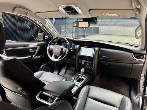 Toyota Fortuner 2.4 Diésel Srv 4X2