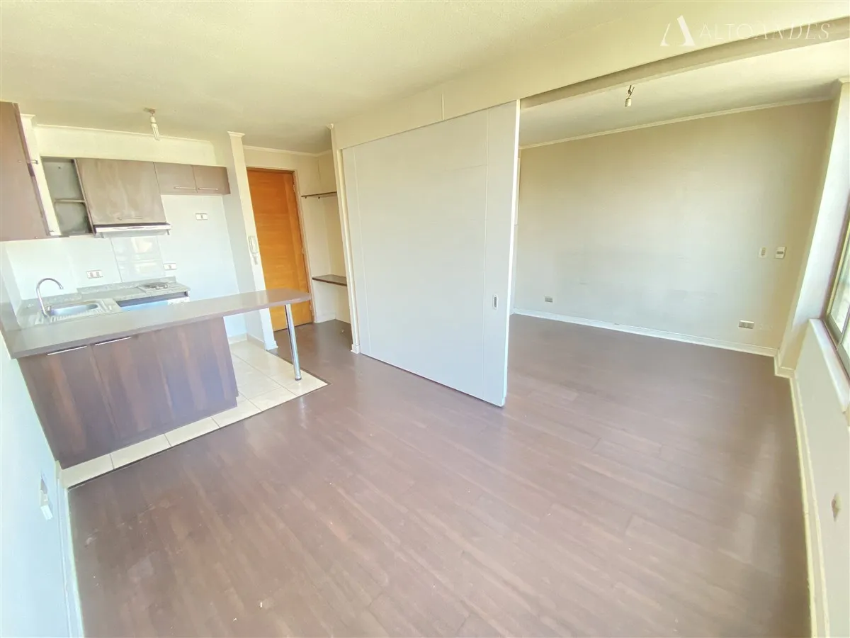 Imagen 2 de 10 de Departamento En Arriendo De 1 Dorm. En Santiago