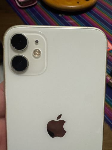 Apple Iphone 11 (128 Gb) - Blanco Blanco