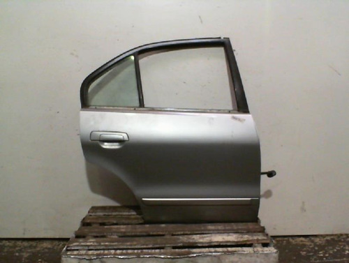 Puerta Trasera Derecha Mitsubishi Galant 4p 1999 - 282595