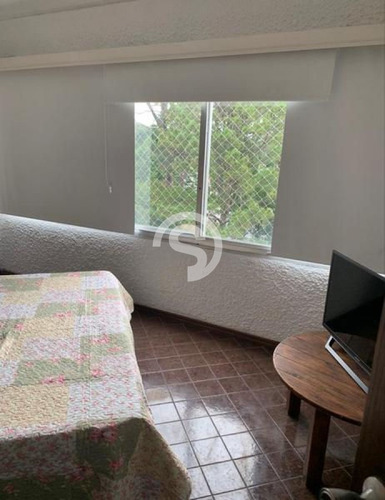 Apartamento Reciclado De 2 Dormitorios, Muy Luminoso!- Ref: 4599