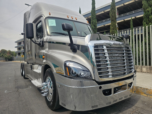 Freightliner Cascadia Man 2015