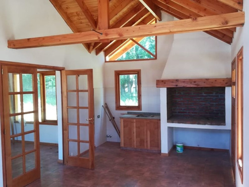 Cabaña En Venta 2 Dormitorios. San Martín De Los Andes