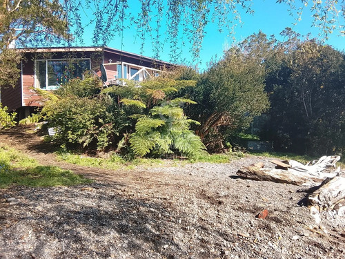 Terreno Con 5 Cabañas Con Acceso Directo Al Lago Puyehue