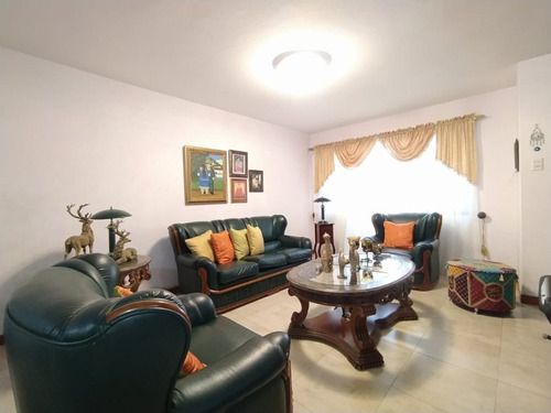 Casa En Venta En Medellín - Simón Bolívar Cod 66866