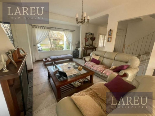 Imagen 2 de 30 de Casa En Venta - Club De Campo Pueyrredon