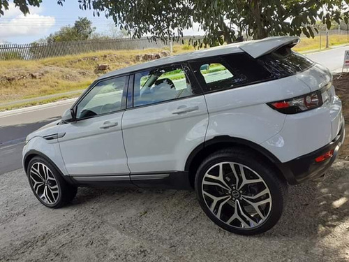 Imagem 4 de 9 de Land Rover Evoque 2014 2.0 Si4 Pure 5p