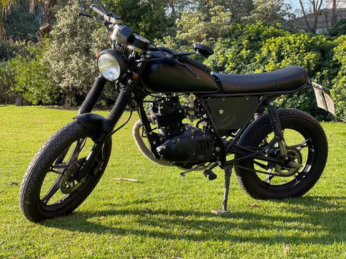 Imagen 3 de 8 de Moto Custom Cafe Racer Suzuki Gn125