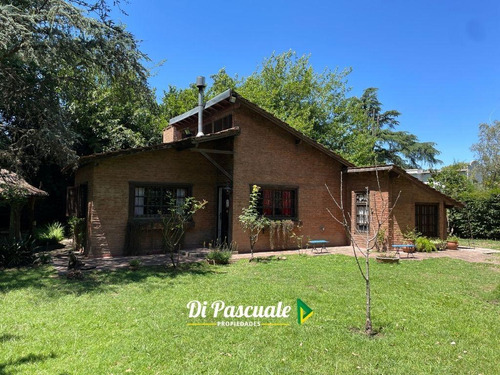 Venta Casa Quinta Con Parque, Pileta Y Quincho - La Reja Sur