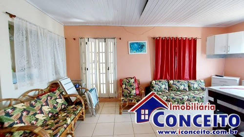 Imagem 9 de 30 de C267 - Excelente Residência A 50 Metros Do Mar Localizada Em Mariluz