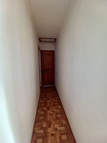Se Vende Terreno De 5567 Mts2 Con Casa, 3 Dorm. 2 Baños.