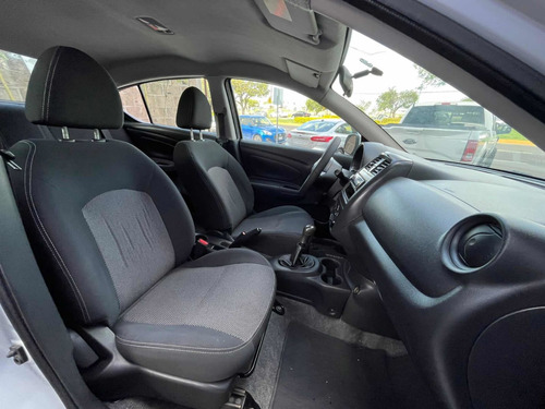Imagen 12 de 15 de Nissan Versa 2017 1.6 Drive Mt