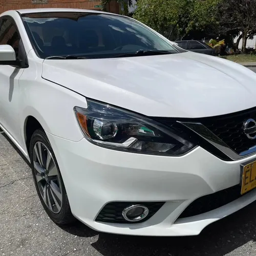 Nissan Sentra 1.8 B17 Fl Exclusive