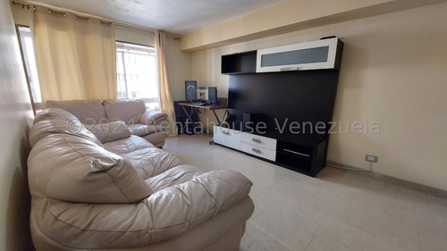 Cómodo Apartamento En Alquiler Con 2 Habitaciones,terrazas Del Avila