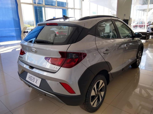 Imagem 5 de 15 de Hyundai Hb20x Evolution 1.6 16v Flex Automátic 2020/2021 0km