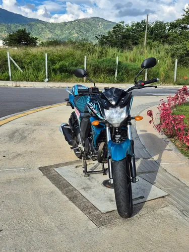 Fz 2.0 2016 Color Azul Turquesa