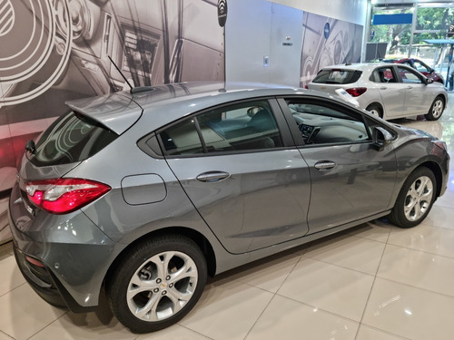 Imagen 25 de 25 de Chevrolet Cruze Lt 5 Puertas Automatico 0km 2022