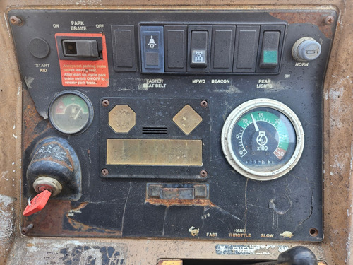 Retroexcavadora 4x 4 Con Extensión Recién Importada
