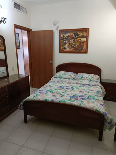 Alquiler Vacacional. Bello Apto. Balcon. Costa Azul