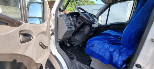 Imagem 8 de 20 de Iveco Daily 35s14 2017/18 3/4 131771km (2289)