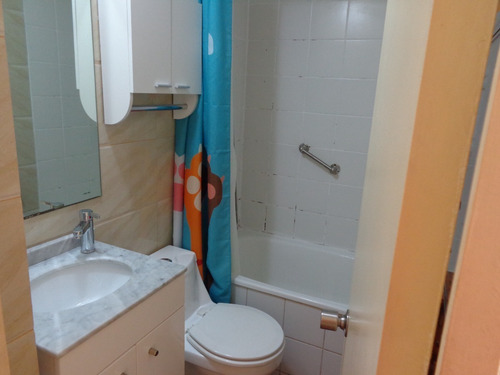 Casa 3d, 2b, 2 Pisos, En Condominio Privado Y Controlado