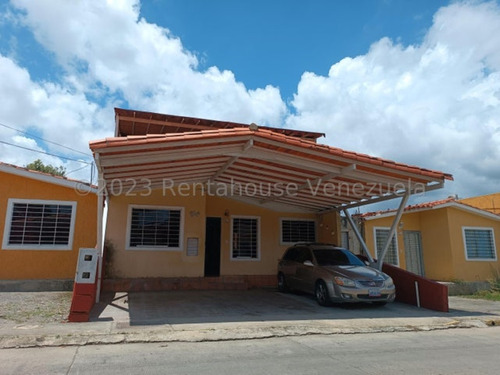 Milagros Inmuebles Casa Venta Barquisimeto Lara Zona Norte Yucatan Economica Residencial Economico Oportunidad Pecio Inmobiliaria Rentahouse N° 24-15740