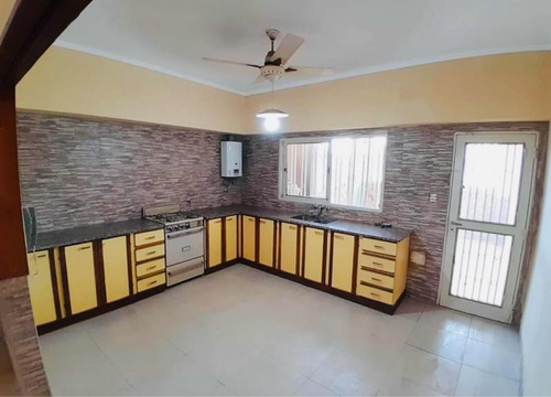 Casa En Venta En Rosario
