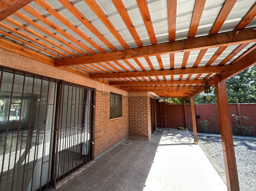 Casa En Arrienda 4 Dormitorios Santa Rosa De Huechuraba