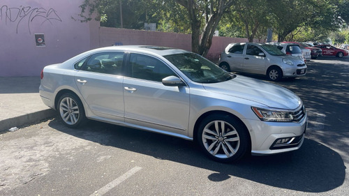 Volkswagen Passat SEL Highline
