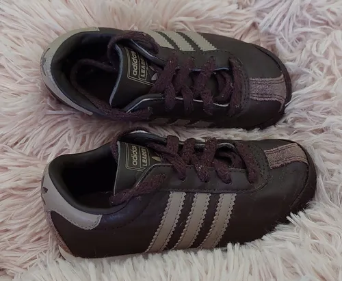 Adidas bebe marron hotsell