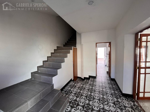 Imagen 2 de 24 de Chalet 4 Ambientes - Gerli