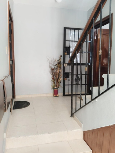 Se Vende Apartamento Clasico En Colinas De Los Rios Primer Nivel