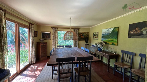 Casa En Parcela En Arriendo De 4d/3b En Calera De Tango