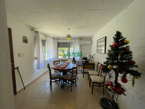 Imagen 21 de 24 de Casa De 2 Dormitorios En Atlantida - Atlantida Atlántida