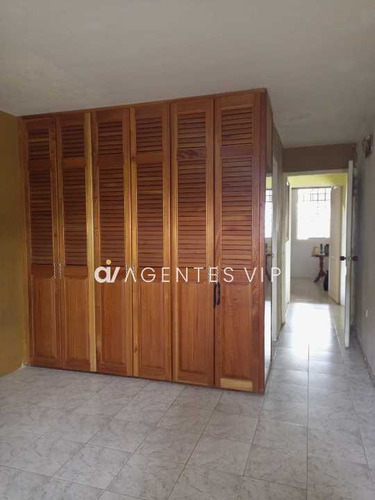 Imagen 7 de 20 de Se Vende Casa En Los.girasoles Zona Industrial