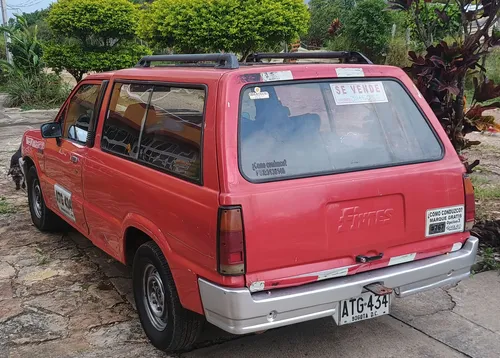 Mazda B2000 2.0 B2000