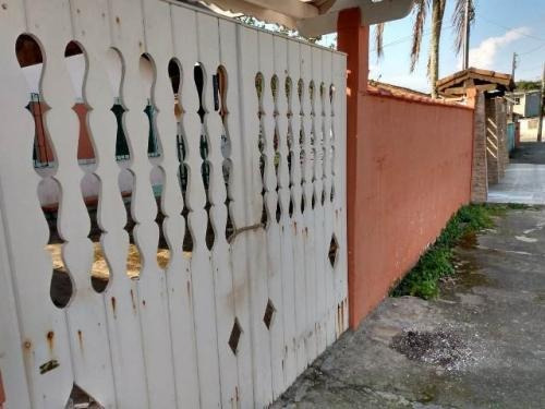 Casa À Venda Em Acesso Asfaltado - Itanhaém 6118 | Sanm