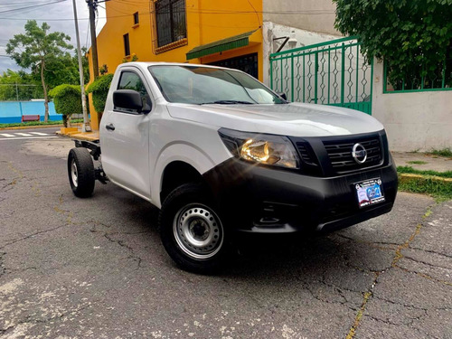 Imagen 7 de 15 de Nissan Np300 2.5 Estacas Dh Aa Mt
