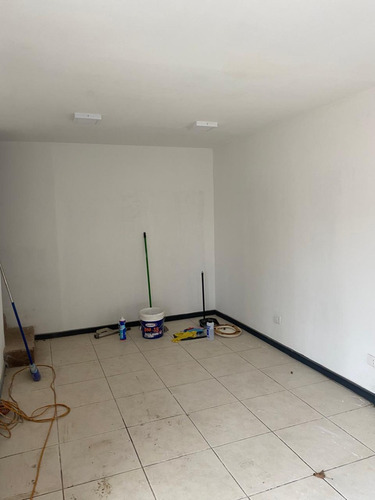 Arriendo Cómodo Local Comercial Av. Libertad , Viña Del Mar