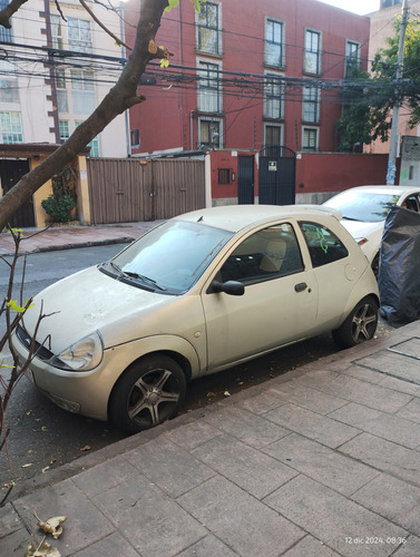 Ford Ka 2006, Color Beige, Dos Puertas, Buena Funcionalidad