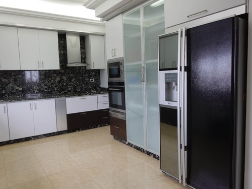 Amplio Pent House Con Terraza Y Vista A La Ciudad En Kynaki Lecheria