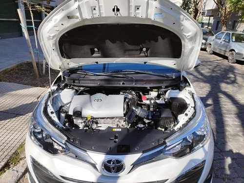 Toyota Yaris 1.5 107Cv Xls Pack Cvt Sedan