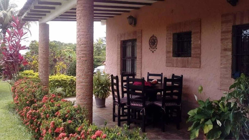 Imagen 10 de 25 de Casa En Safari Municipio Libertador