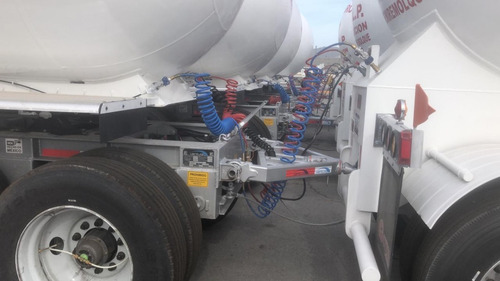 Imagen 4 de 9 de Remolque Convertidor Mx Tipo Dolly Giratorio